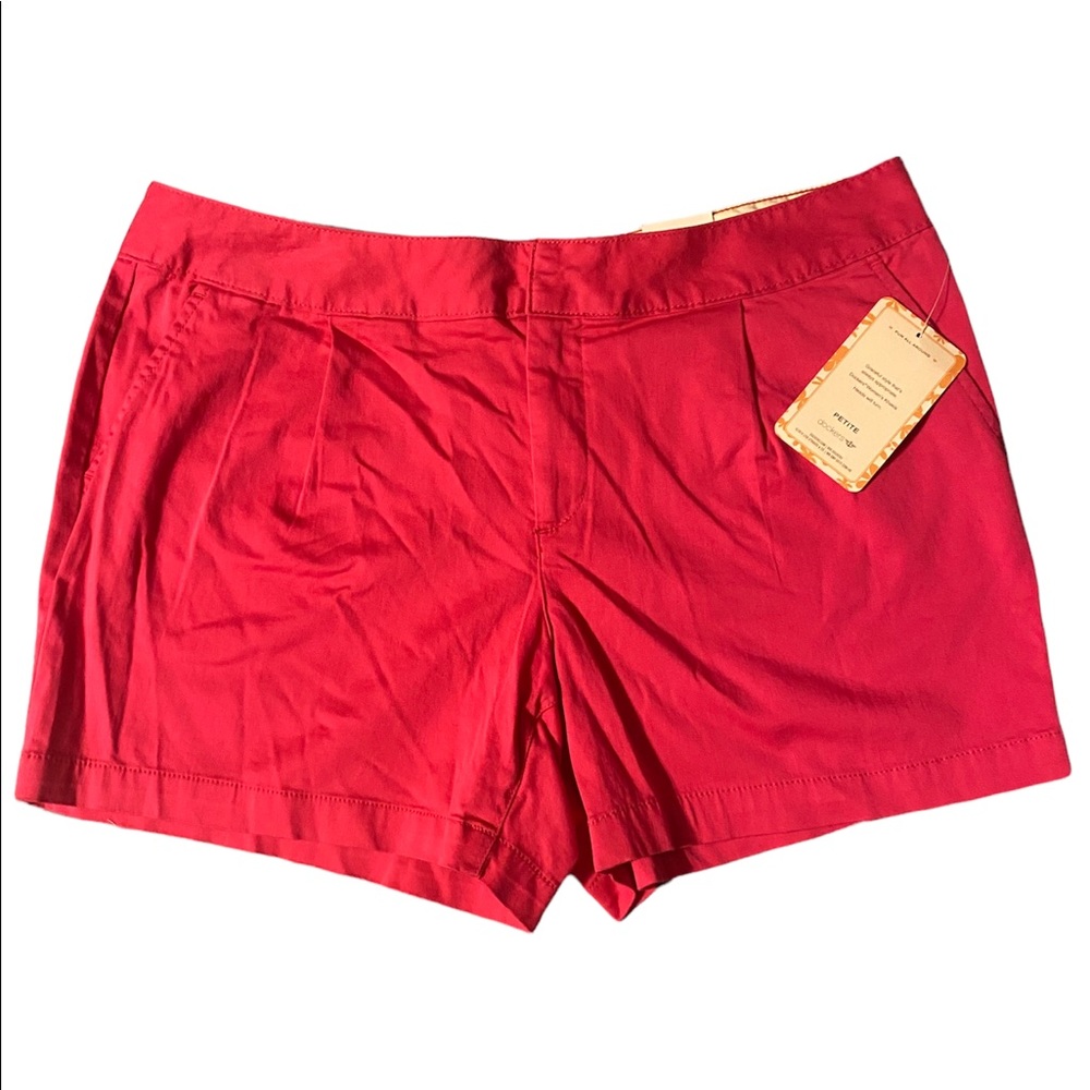 Docker’s petite women’s magenta shorts Size 14P NWT